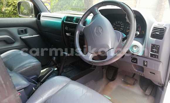 Acheter Occasion Voiture Toyota Prado Blanc à Beitbridge, Matabeleland South Acheter Occasion Voiture Toyota Prado Blanc à Beitbridge, Matabeleland South