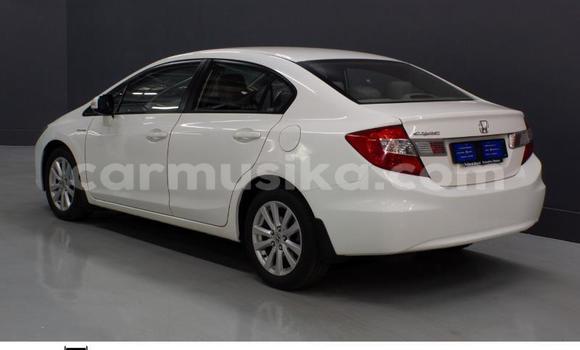 Buy Used Honda Civic White Car in Beitbridge in Matabeleland South Buy Used Honda Civic White Car in Beitbridge in Matabeleland South