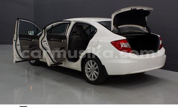 Buy Used Honda Civic White Car in Beitbridge in Matabeleland South Buy Used Honda Civic White Car in Beitbridge in Matabeleland South