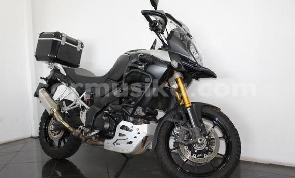 Acheter Occasion Voiture Suzuki Aerio Autre à Beitbridge, Matabeleland South Acheter Occasion Voiture Suzuki Aerio Autre à Beitbridge, Matabeleland South