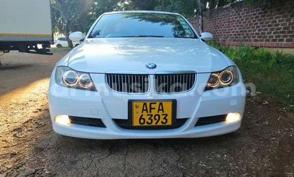 Acheter Occasion Voiture BMW 3–Series Blanc à Harare, Harare Acheter Occasion Voiture BMW 3–Series Blanc à Harare, Harare