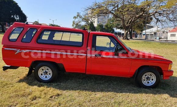 Acheter Occasion Voiture Toyota Hilux Rouge à Beitbridge, Matabeleland South Acheter Occasion Voiture Toyota Hilux Rouge à Beitbridge, Matabeleland South