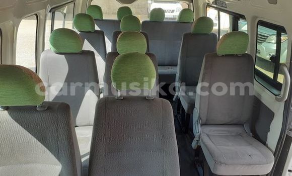 Tenga Tsaru Toyota bB Chena Mota in Harare in Harare Tenga Tsaru Toyota bB Chena Mota in Harare in Harare