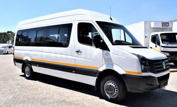 Nunua Ilio tumika Volkswagen Caravelle Nyeupe Gari ndani ya Beitbridge nchini Matabeleland Kusini