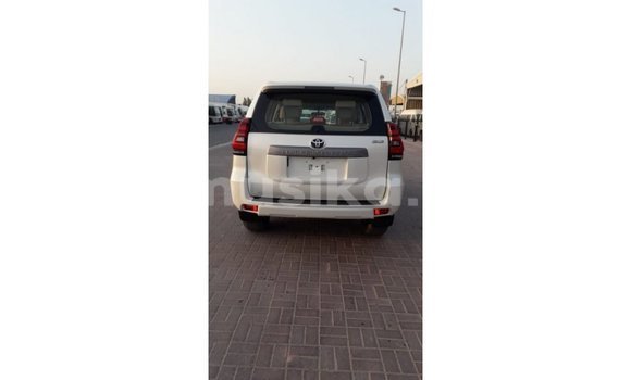 Buy Import Toyota Prado White Car in Import - Dubai in Harare Buy Import Toyota Prado White Car in Import - Dubai in Harare