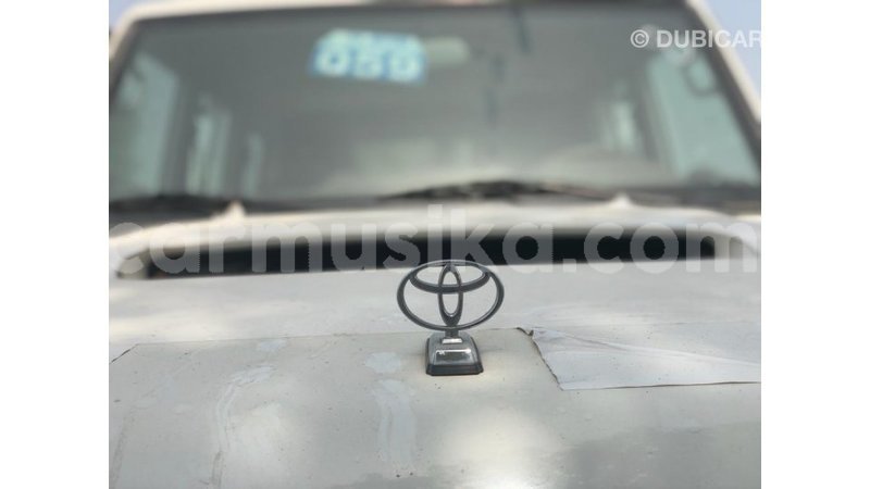 Big with watermark toyota land cruiser harare import dubai 16648