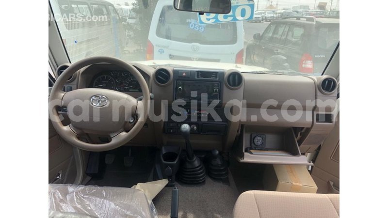 Big with watermark toyota land cruiser harare import dubai 16648