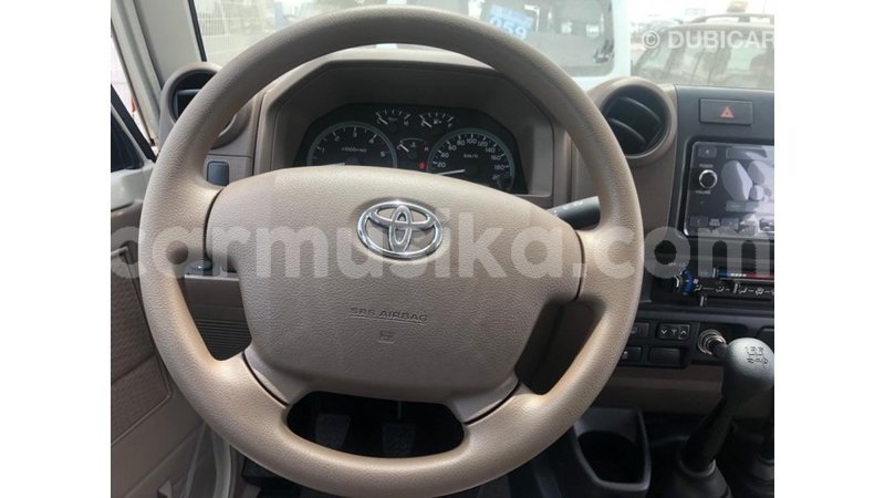 Big with watermark toyota land cruiser harare import dubai 16648