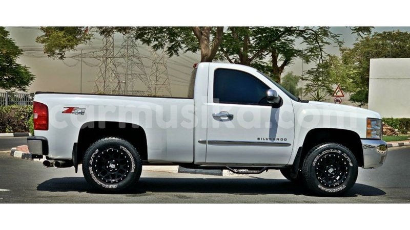 Big with watermark chevrolet silverado harare import dubai 16649