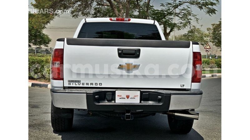 Big with watermark chevrolet silverado harare import dubai 16649