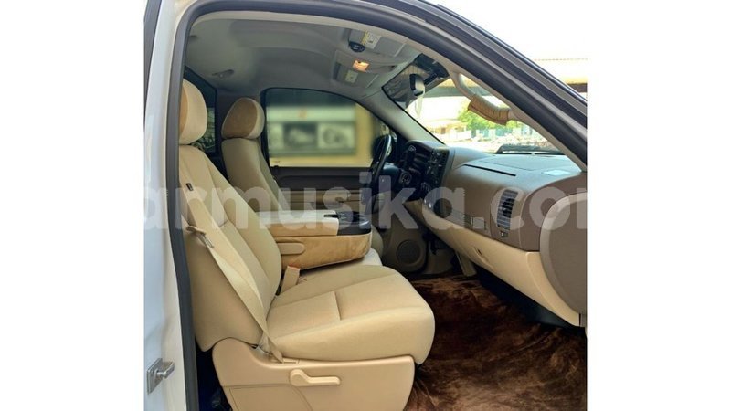 Big with watermark chevrolet silverado harare import dubai 16649