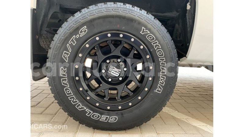 Big with watermark chevrolet silverado harare import dubai 16649