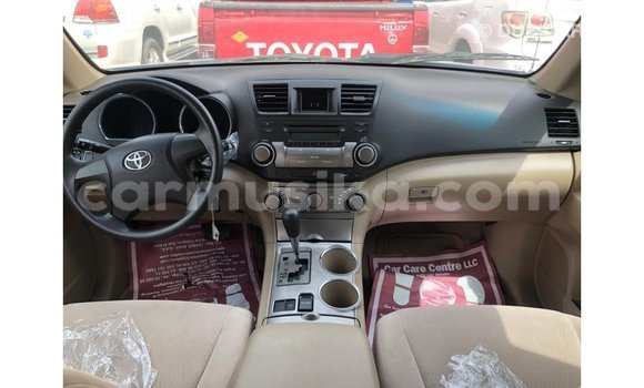 Buy Import Toyota Highlander Blue Car in Import - Dubai in Harare Buy Import Toyota Highlander Blue Car in Import - Dubai in Harare