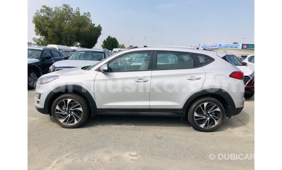 Tenga Imported Hyundai Tucson Zvimwe Mota in Import - Dubai in Harare Tenga Imported Hyundai Tucson Zvimwe Mota in Import - Dubai in Harare