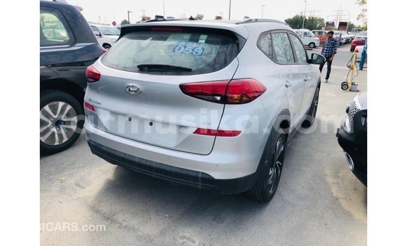 Tenga Imported Hyundai Tucson Zvimwe Mota in Import - Dubai in Harare Tenga Imported Hyundai Tucson Zvimwe Mota in Import - Dubai in Harare