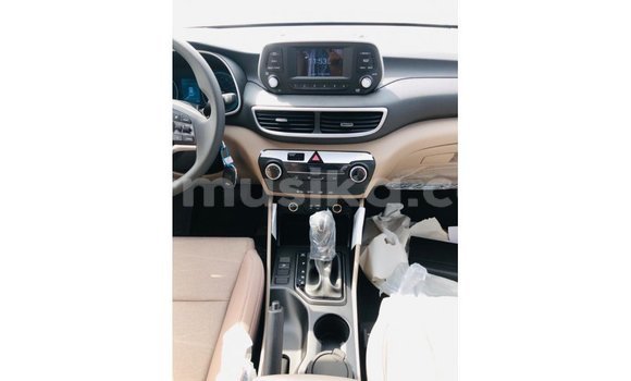 Tenga Imported Hyundai Tucson Zvimwe Mota in Import - Dubai in Harare Tenga Imported Hyundai Tucson Zvimwe Mota in Import - Dubai in Harare