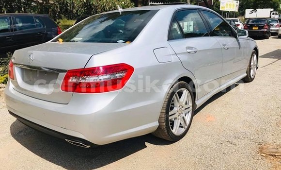 Tenga Tsaru Mercedes‒Benz E–Class Sirivha Mota in Harare in Harare Tenga Tsaru Mercedes‒Benz E–Class Sirivha Mota in Harare in Harare