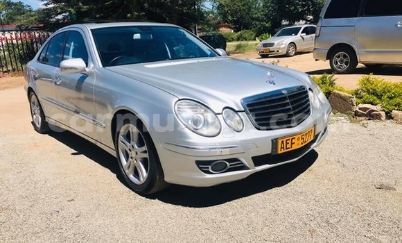 Tenga Tsaru Mercedes‒Benz E–Class Sirivha Mota in Harare in Harare Tenga Tsaru Mercedes‒Benz E–Class Sirivha Mota in Harare in Harare