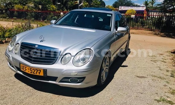 Tenga Tsaru Mercedes‒Benz E–Class Sirivha Mota in Harare in Harare Tenga Tsaru Mercedes‒Benz E–Class Sirivha Mota in Harare in Harare