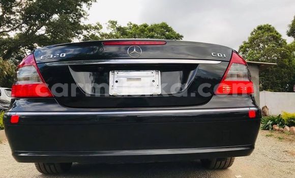Tenga Tsaru Mercedes‒Benz E–Class Nhema Mota in Harare in Harare Tenga Tsaru Mercedes‒Benz E–Class Nhema Mota in Harare in Harare