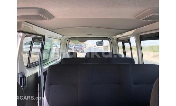 Buy Import Toyota Hiace White Car in Import - Dubai in Harare Buy Import Toyota Hiace White Car in Import - Dubai in Harare