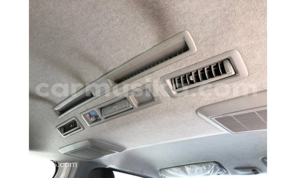 Buy Import Toyota Hiace White Car in Import - Dubai in Harare Buy Import Toyota Hiace White Car in Import - Dubai in Harare