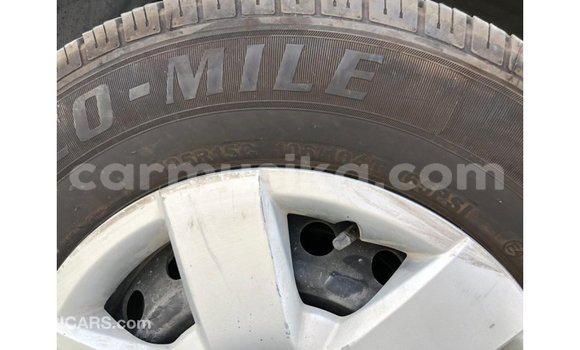 Buy Import Toyota Hiace White Car in Import - Dubai in Harare Buy Import Toyota Hiace White Car in Import - Dubai in Harare