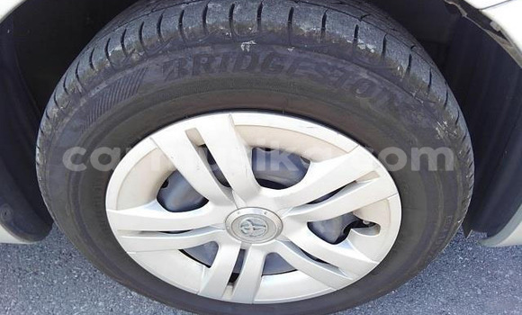 Nunua Ilio tumika Toyota Axio Nyingine Gari ndani ya Beitbridge nchini Matabeleland Kusini Nunua Ilio tumika Toyota Axio Nyingine Gari ndani ya Beitbridge nchini Matabeleland Kusini