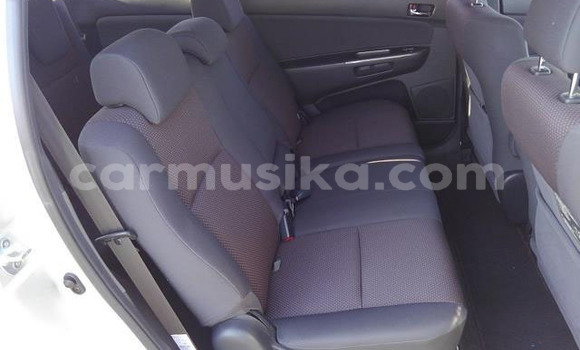 Nunua Ilio tumika Toyota Axio Nyingine Gari ndani ya Beitbridge nchini Matabeleland Kusini Nunua Ilio tumika Toyota Axio Nyingine Gari ndani ya Beitbridge nchini Matabeleland Kusini