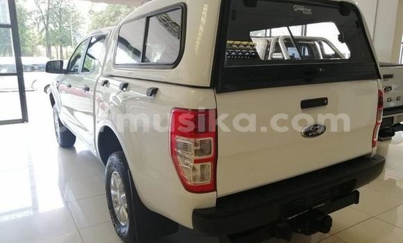 Acheter Occasion Voiture Ford Ranger Blanc à Beitbridge, Matabeleland South Acheter Occasion Voiture Ford Ranger Blanc à Beitbridge, Matabeleland South