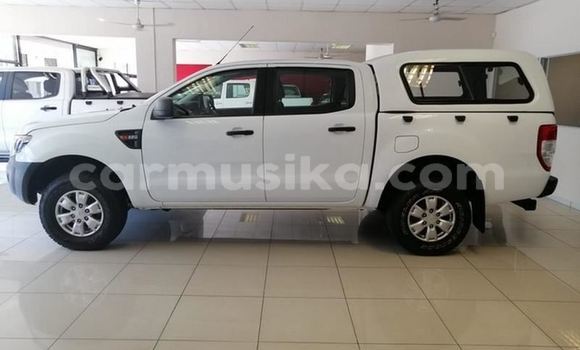 Acheter Occasion Voiture Ford Ranger Blanc à Beitbridge, Matabeleland South Acheter Occasion Voiture Ford Ranger Blanc à Beitbridge, Matabeleland South