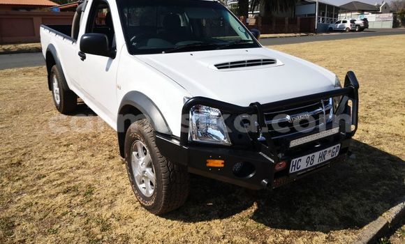 Acheter Occasion Voiture Isuzu KB Blanc à Beitbridge, Matabeleland South