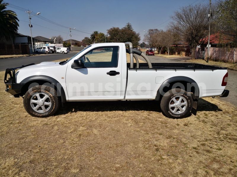 Big with watermark isuzu kb matabeleland south beitbridge 16670