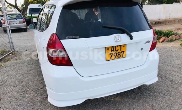 Tenga Tsaru Honda Fit Chena Mota in Harare in Harare Tenga Tsaru Honda Fit Chena Mota in Harare in Harare