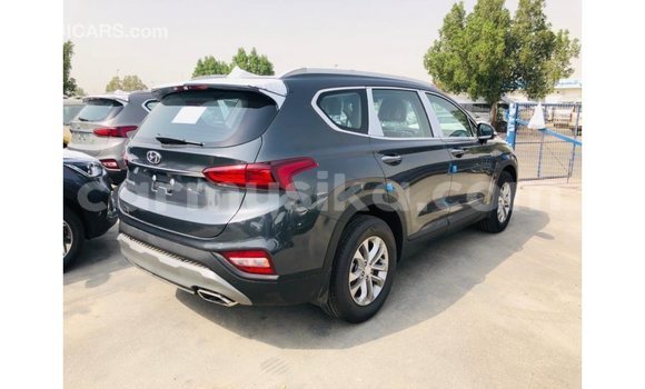Buy Import Hyundai Santa Fe Green Car in Import - Dubai in Harare Buy Import Hyundai Santa Fe Green Car in Import - Dubai in Harare