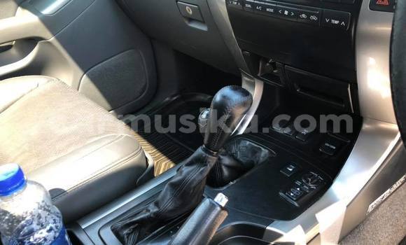 Tenga Tsaru Toyota Land Cruiser Prado Chena Mota in Bulawayo in Bulawayo Tenga Tsaru Toyota Land Cruiser Prado Chena Mota in Bulawayo in Bulawayo