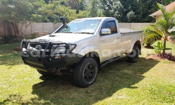 Tenga Tsaru Toyota Hilux Sirivha Mota in Harare in Harare Tenga Tsaru Toyota Hilux Sirivha Mota in Harare in Harare
