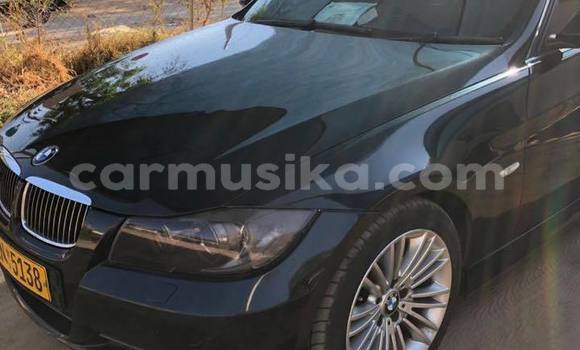 Tenga Tsaru BMW 3–Series Nhema Mota in Harare in Harare Tenga Tsaru BMW 3–Series Nhema Mota in Harare in Harare