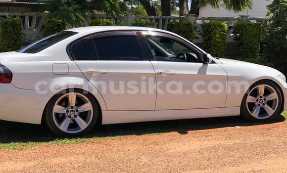 Tenga Tsaru BMW 3–Series Chena Mota in Harare in Harare Tenga Tsaru BMW 3–Series Chena Mota in Harare in Harare