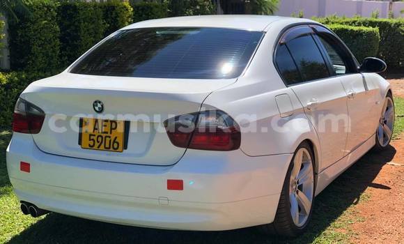 Tenga Tsaru BMW 3–Series Chena Mota in Harare in Harare Tenga Tsaru BMW 3–Series Chena Mota in Harare in Harare