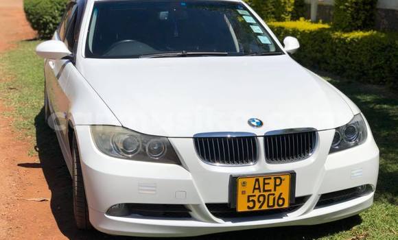 Tenga Tsaru BMW 3–Series Chena Mota in Harare in Harare Tenga Tsaru BMW 3–Series Chena Mota in Harare in Harare