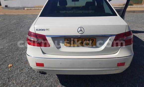 Tenga Tsaru Mercedes‒Benz E–Class Chena Mota in Bulawayo in Bulawayo Tenga Tsaru Mercedes‒Benz E–Class Chena Mota in Bulawayo in Bulawayo