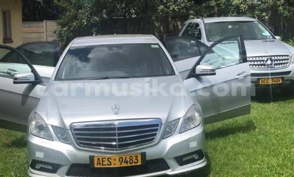 Tenga Tsaru Mercedes‒Benz E–Class Sirivha Mota in Harare in Harare Tenga Tsaru Mercedes‒Benz E–Class Sirivha Mota in Harare in Harare