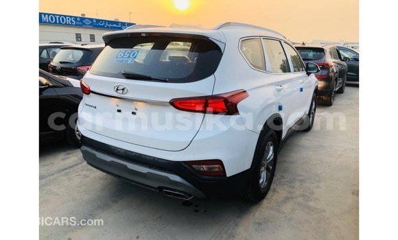 Buy Import Hyundai Santa Fe White Car in Import - Dubai in Harare Buy Import Hyundai Santa Fe White Car in Import - Dubai in Harare
