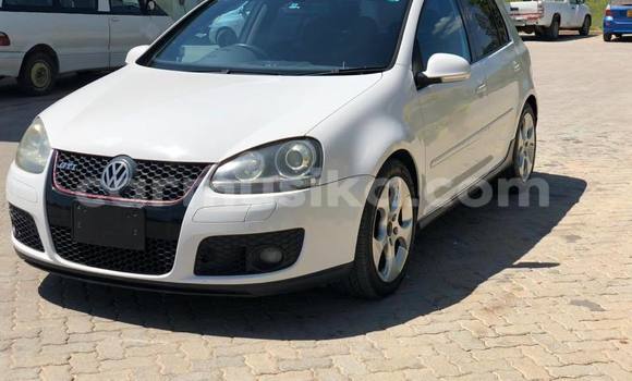 Tenga Tsaru Volkswagen Golf Chena Mota in Bulawayo in Bulawayo Tenga Tsaru Volkswagen Golf Chena Mota in Bulawayo in Bulawayo