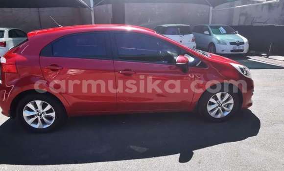 Nunua Ilio tumika Kia Rio Nyekundu Gari ndani ya Beitbridge nchini Matabeleland Kusini Nunua Ilio tumika Kia Rio Nyekundu Gari ndani ya Beitbridge nchini Matabeleland Kusini