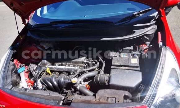 Nunua Ilio tumika Kia Rio Nyekundu Gari ndani ya Beitbridge nchini Matabeleland Kusini Nunua Ilio tumika Kia Rio Nyekundu Gari ndani ya Beitbridge nchini Matabeleland Kusini