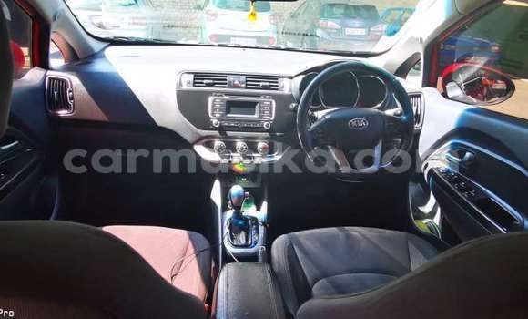 Nunua Ilio tumika Kia Rio Nyekundu Gari ndani ya Beitbridge nchini Matabeleland Kusini Nunua Ilio tumika Kia Rio Nyekundu Gari ndani ya Beitbridge nchini Matabeleland Kusini