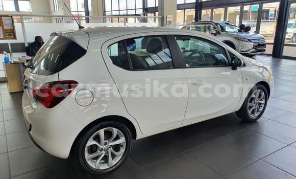 Buy Used Opel Crossland X White Car in Harare in Harare Buy Used Opel Crossland X White Car in Harare in Harare