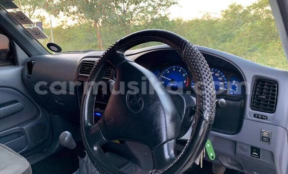 Tenga Tsaru Toyota Hilux Chena Mota in Bulawayo in Bulawayo Tenga Tsaru Toyota Hilux Chena Mota in Bulawayo in Bulawayo